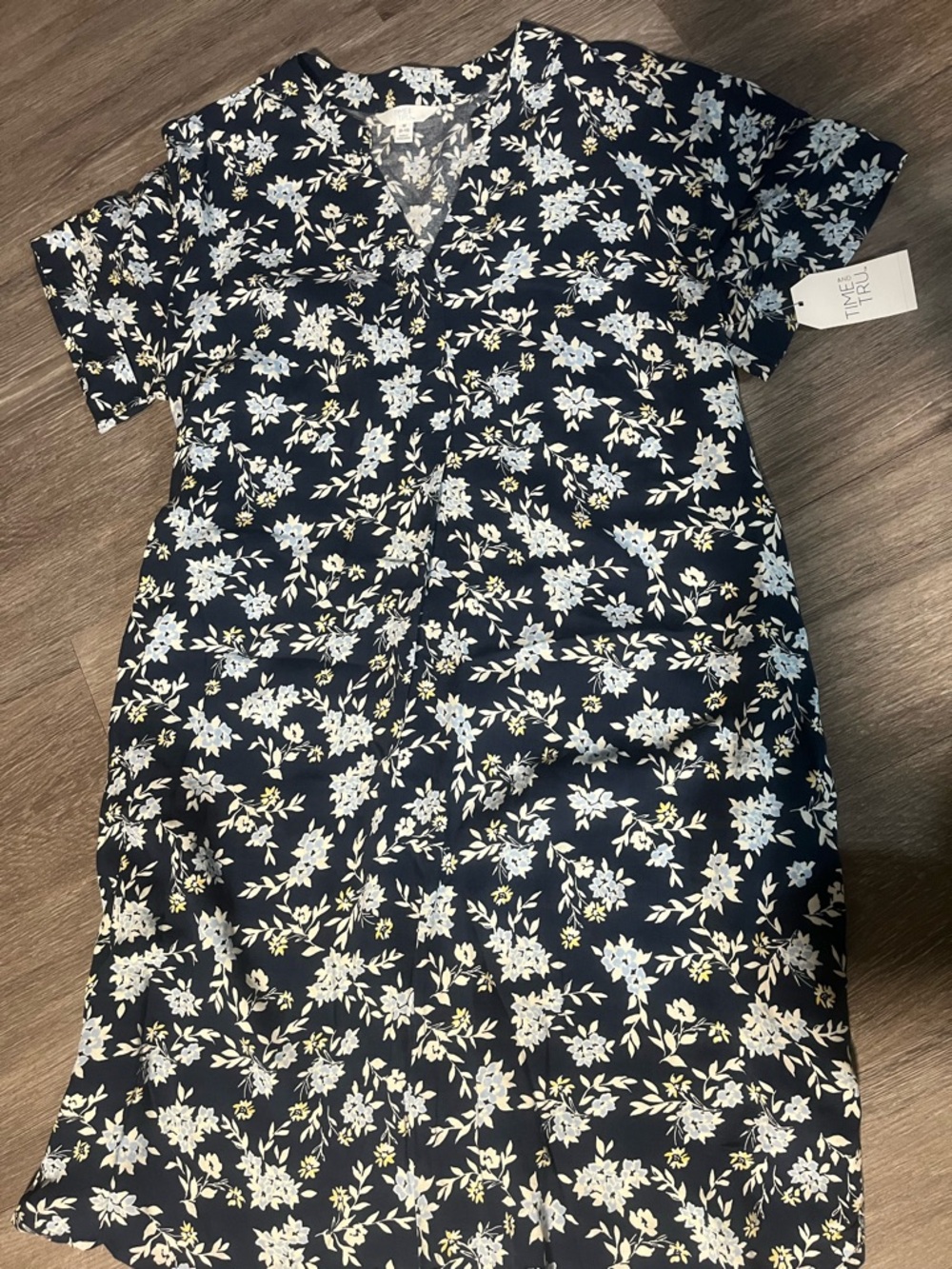 Time and Tru Navy Floral Short-Sleeve Dress